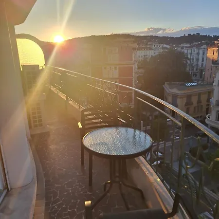 Διαμέρισμα Le Metropole Victor Hugo *