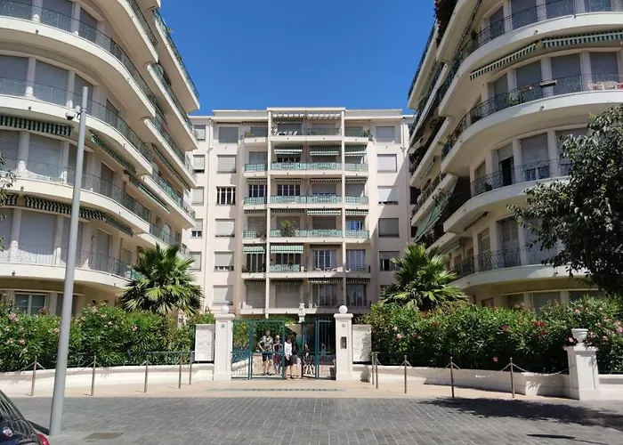 Le Metropole Victor Hugo